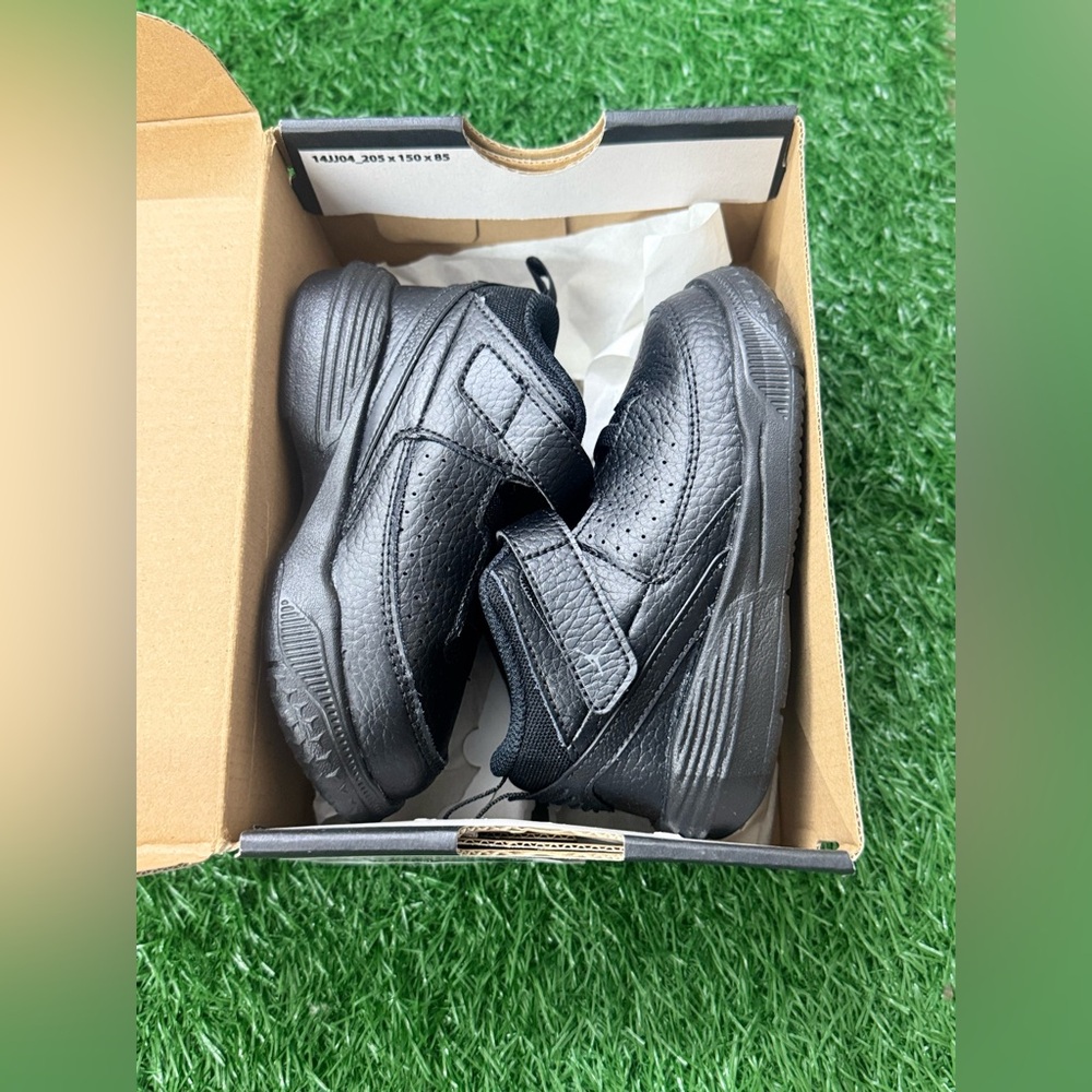 Jordan Max‎ Aura 5
Black Anthracite (TD) Size 8C